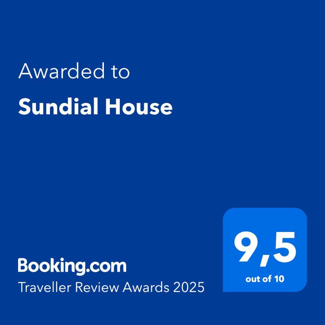 Sundial House Apartment Poulades ภายนอก รูปภาพ